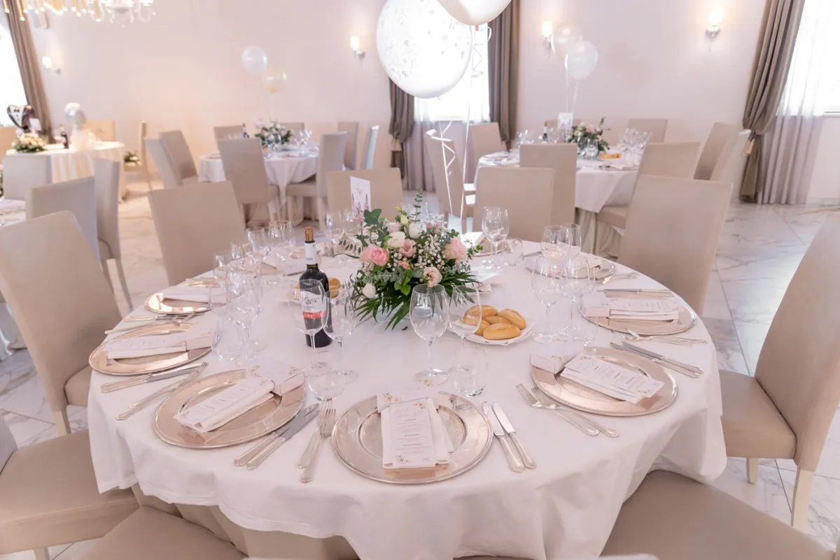 Allestimento floreale September in Love per matrimonio a Ascoli Piceno - foto 35