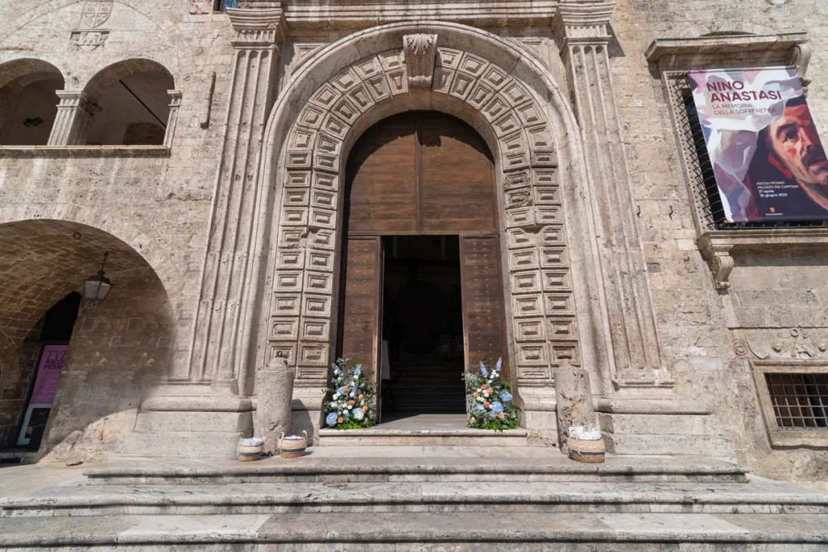 Allestimento floreale Colored Vibes per matrimonio a Ascoli Piceno - foto 1