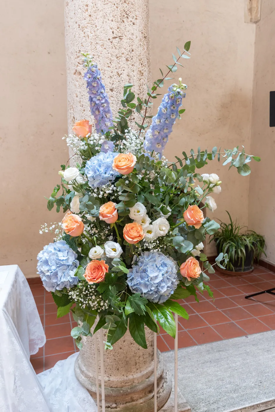 Allestimento floreale Colored Vibes per matrimonio a Ascoli Piceno - foto 9
