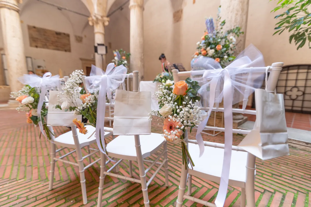 Allestimento floreale Colored Vibes per matrimonio a Ascoli Piceno - foto 10