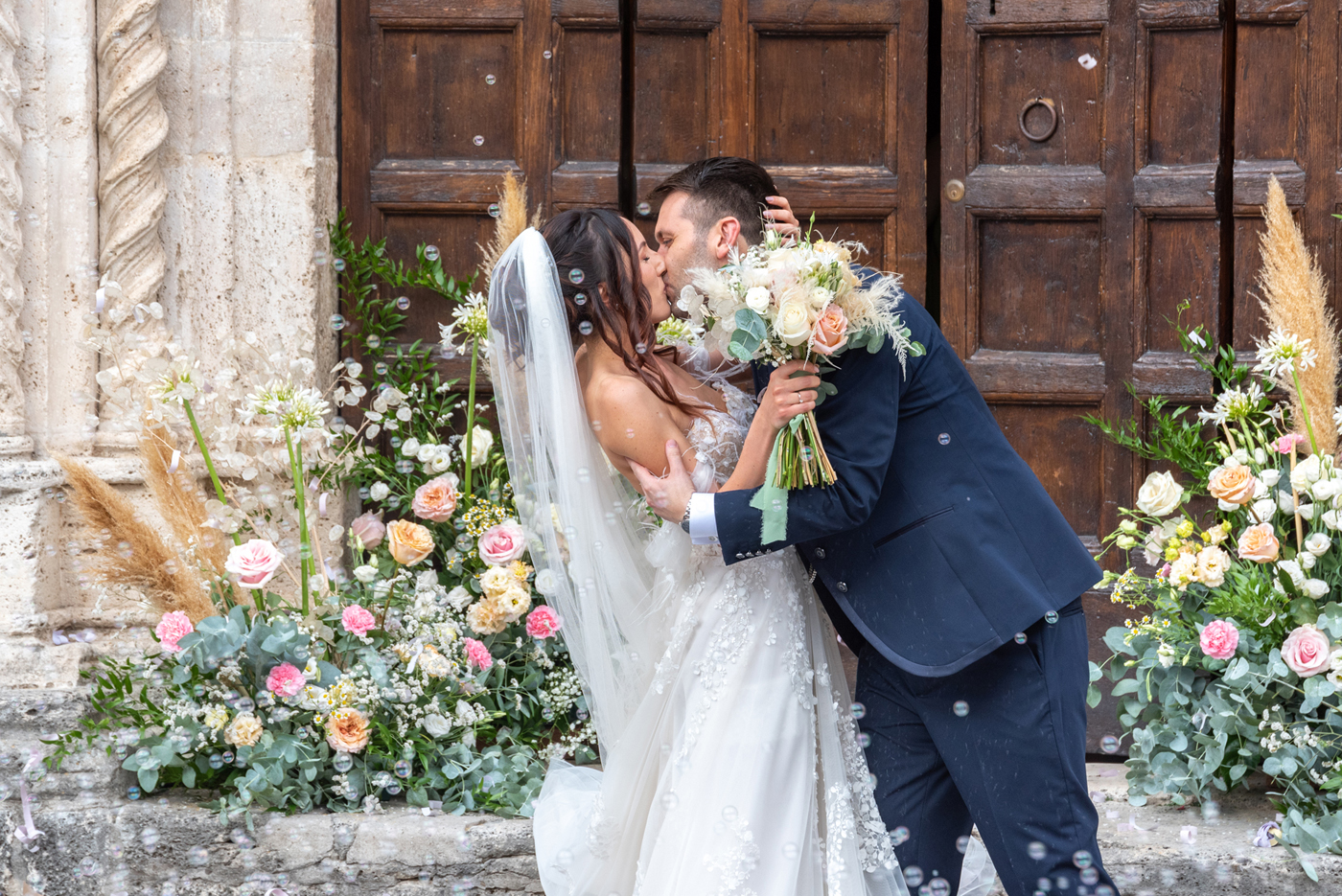 Allestimento matrimonio colori delicati ad Ascoli Piceno
