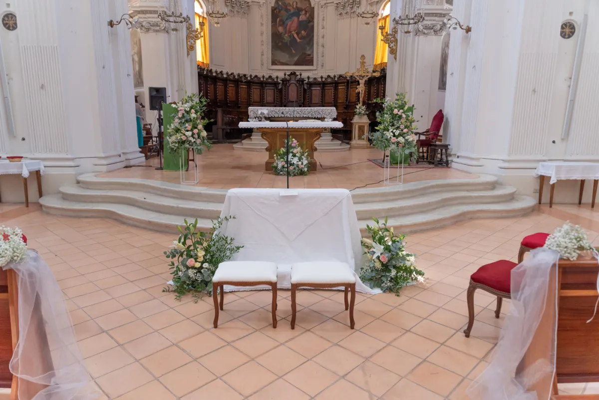 Allestimento floreale Wedding in Le Marche per matrimonio a Offida - foto 8
