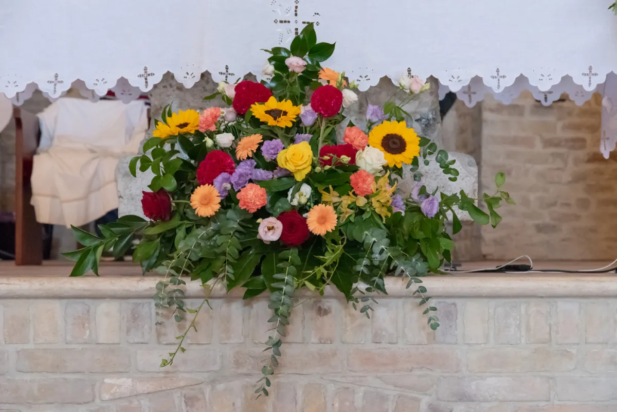 Allestimento floreale Favola Carioca per matrimonio a Monsampolo del Tronto - foto 2