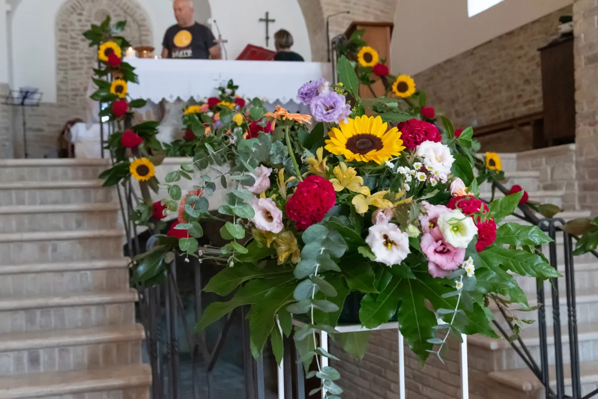Allestimento floreale Favola Carioca per matrimonio a Monsampolo del Tronto - foto 5