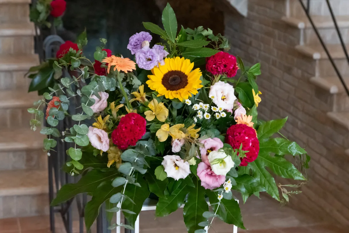Allestimento floreale Favola Carioca per matrimonio a Monsampolo del Tronto - foto 7
