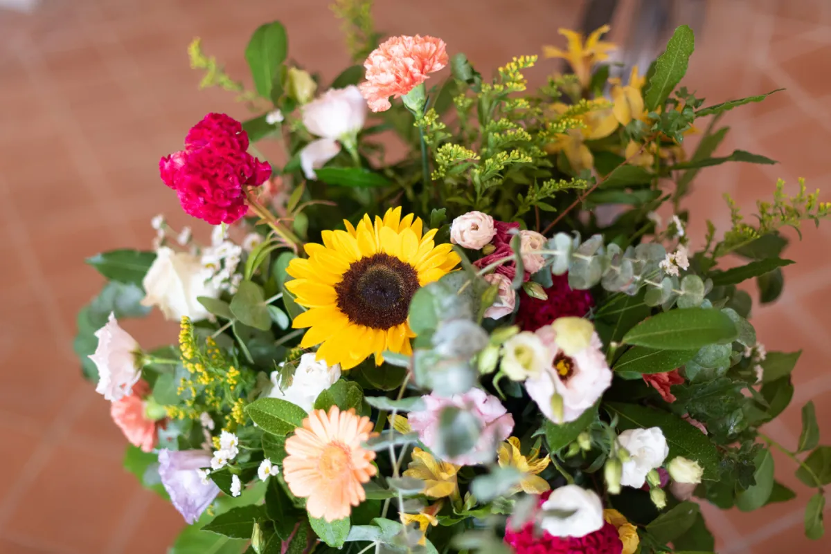 Allestimento floreale Favola Carioca per matrimonio a Monsampolo del Tronto - foto 18