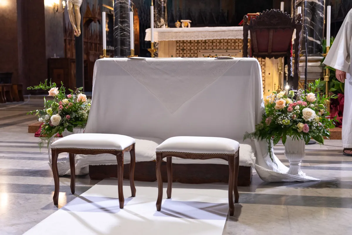 Allestimento floreale Chic Love per matrimonio a Ascoli Piceno - foto 1