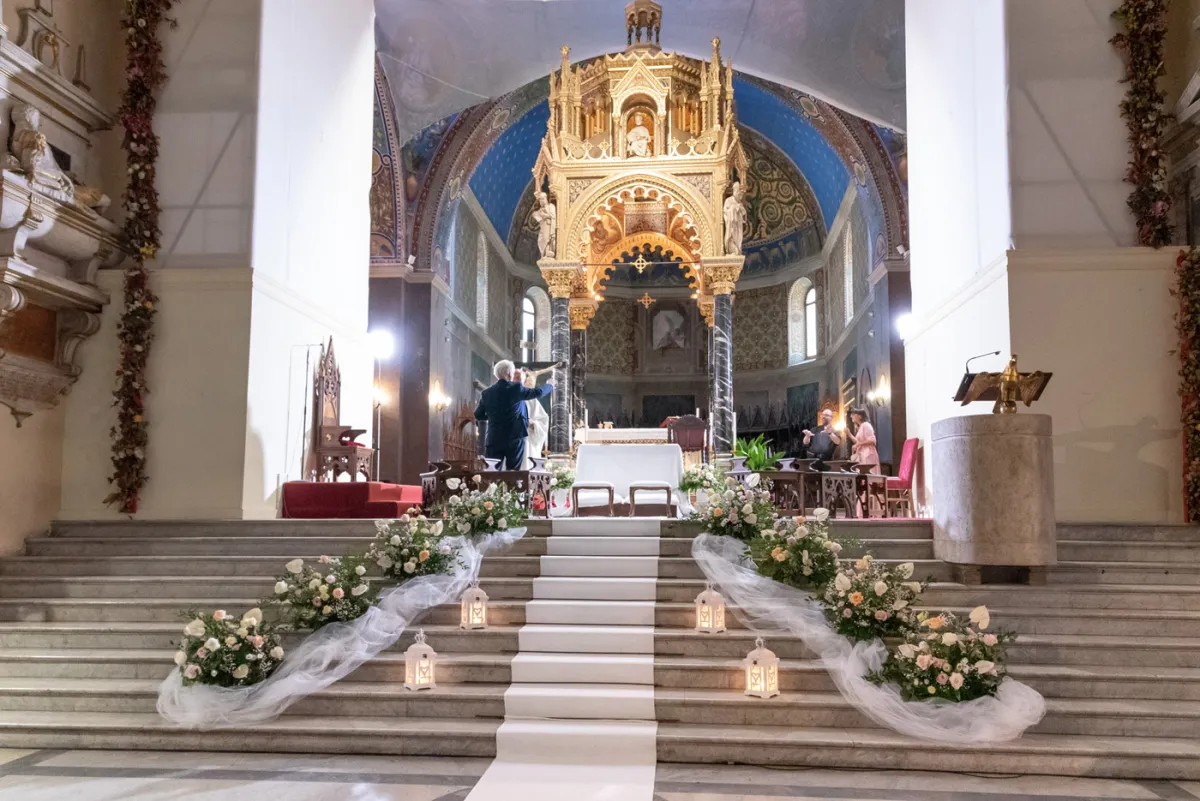 Allestimento floreale Chic Love per matrimonio a Ascoli Piceno - foto 5