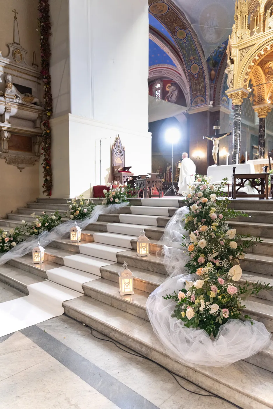 Allestimento floreale Chic Love per matrimonio a Ascoli Piceno - foto 6