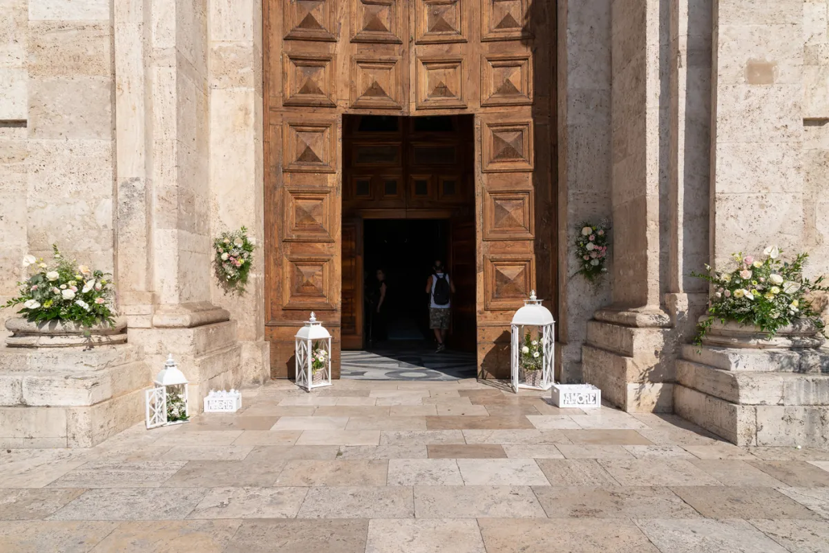 Allestimento floreale Chic Love per matrimonio a Ascoli Piceno - foto 8