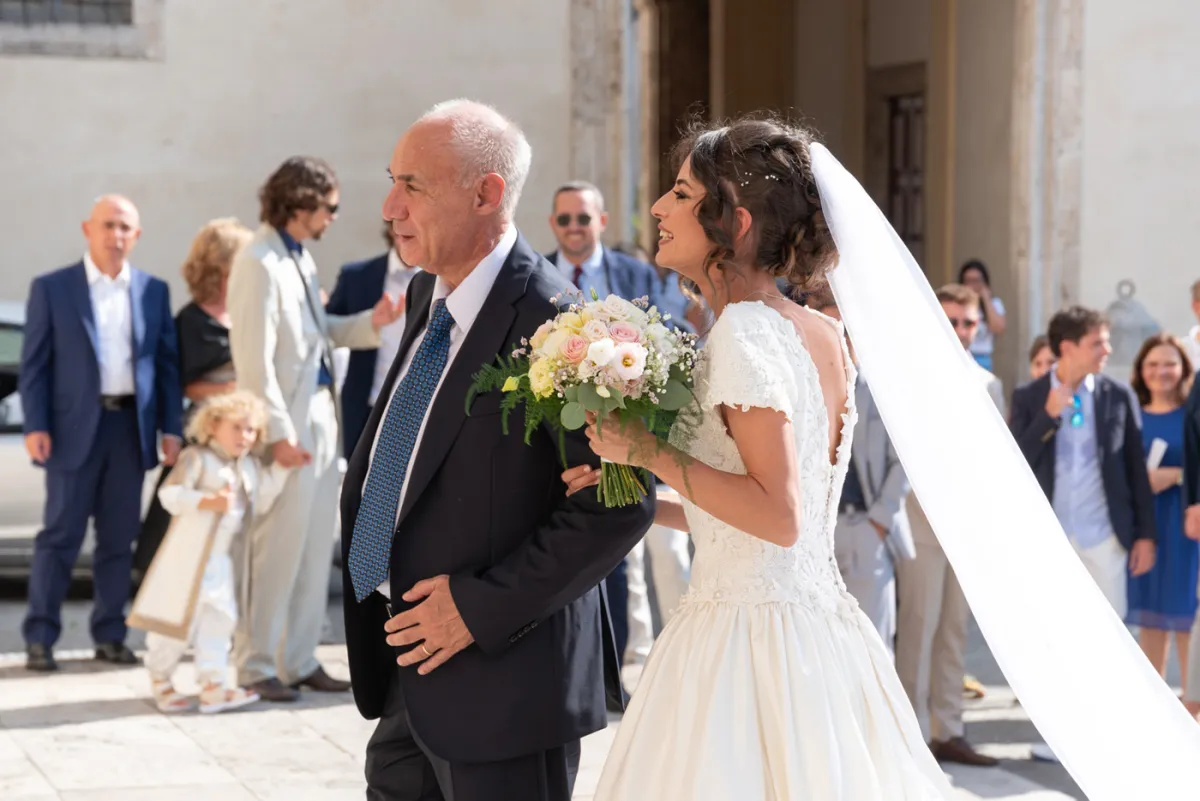 Allestimento floreale Chic Love per matrimonio a Ascoli Piceno - foto 17