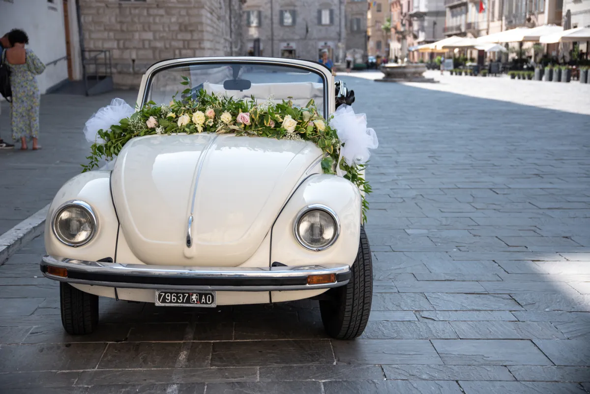 Allestimento floreale Chic Love per matrimonio a Ascoli Piceno - foto 23