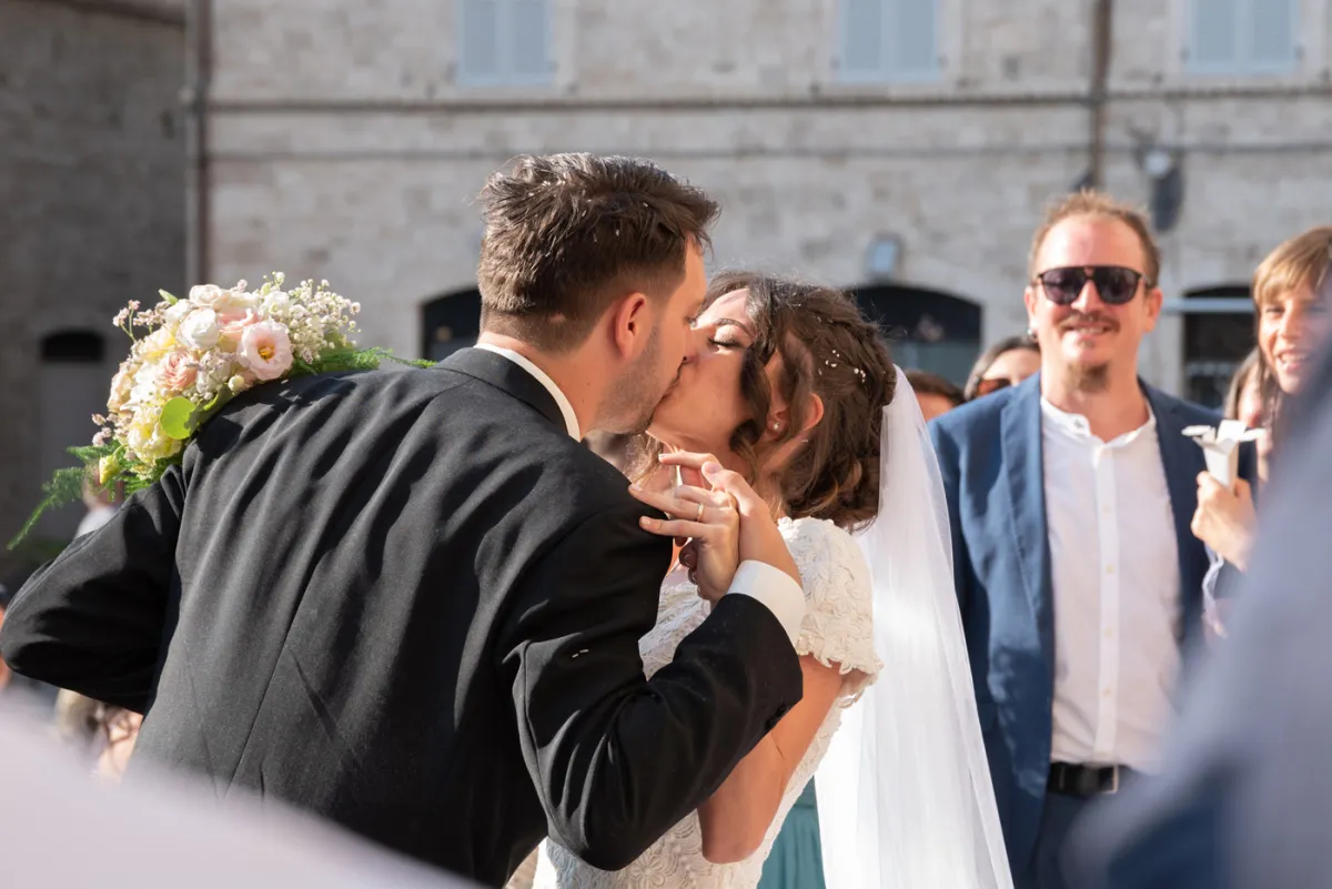 Allestimento floreale Chic Love per matrimonio a Ascoli Piceno - foto 28