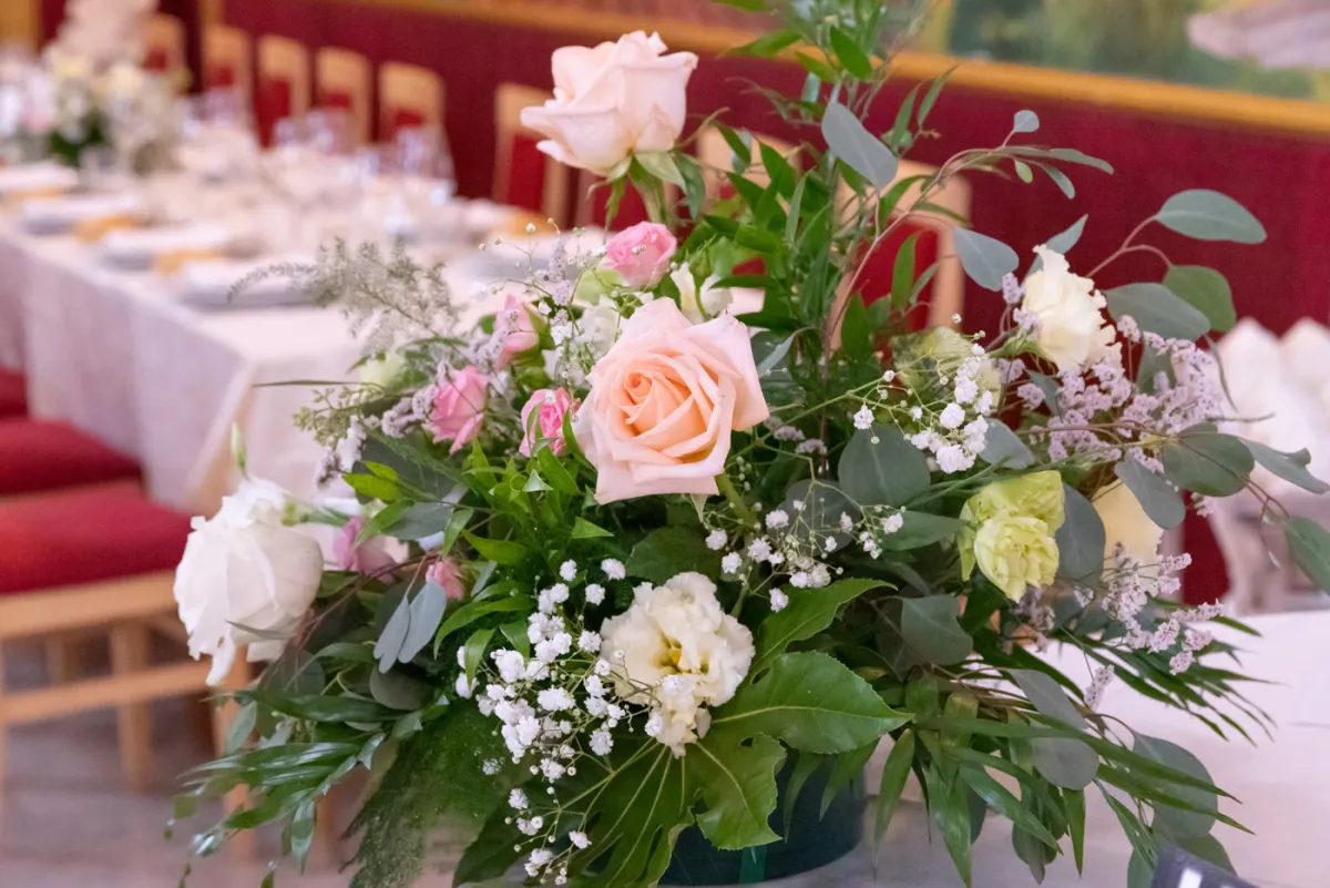 Allestimento floreale Chic Love per matrimonio a Ascoli Piceno - foto 33